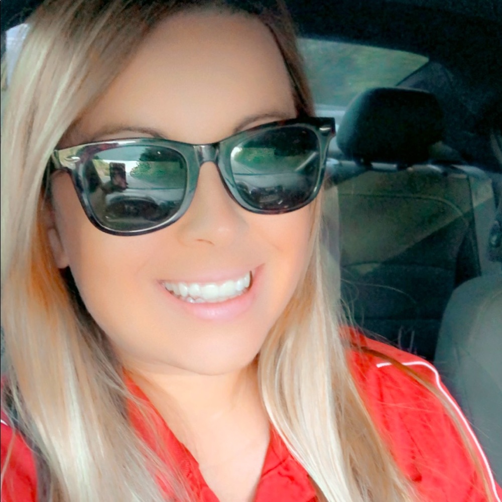 Meet your Posher, Kellie